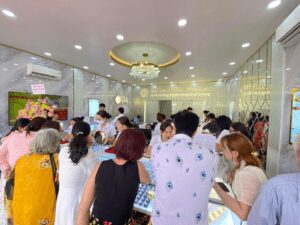 Nguyên nhân nào khiến thị trường vàng trong nước biến động tăng mạnh