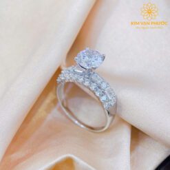 z7001077758007_621132aa7becf3843d7bbb8207539aed
