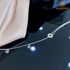 10704846336800616589