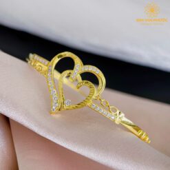 32595696539663085298