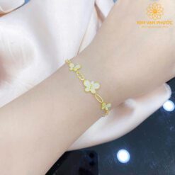 a5d0fbbeeab666e83fa710