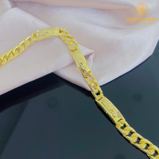 15674742261649402828