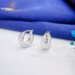 276571568051348015212