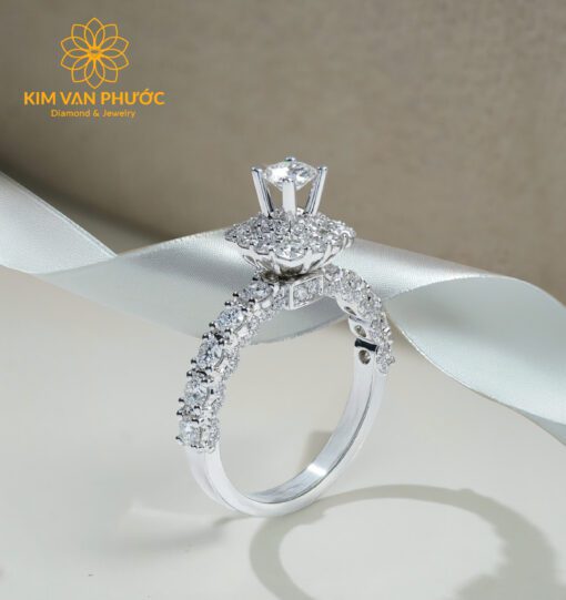 5380d85be29d6dc3348c4