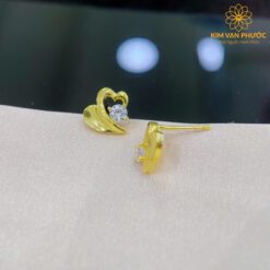 56045bc06d7ae124b86b18