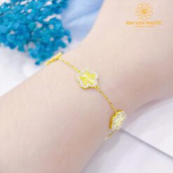 z7327025557571_67fc61dd2736fe0f40609f259c64e1af