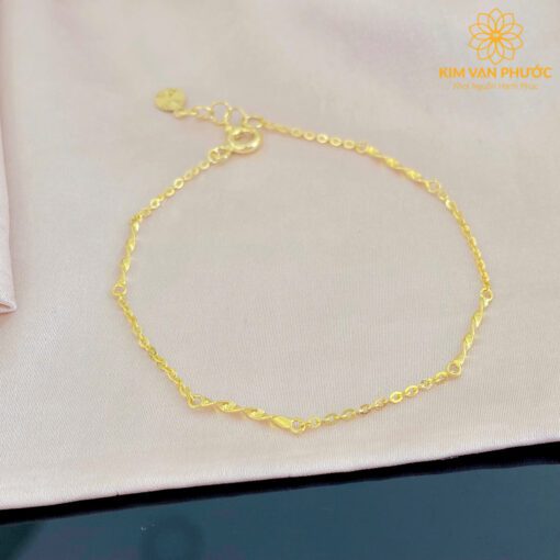 z7457941371407_6b83c788ca49b4346df670be2a3af9de