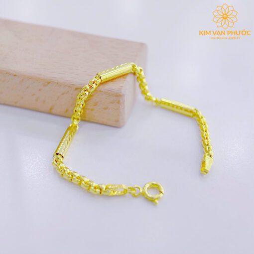 216110172443817987321