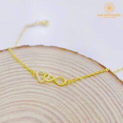 227810471775582803417