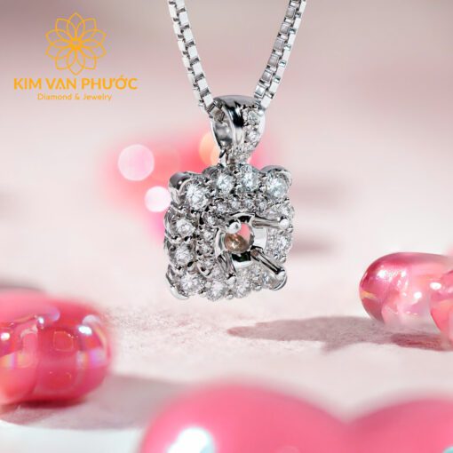 277160809850665181323