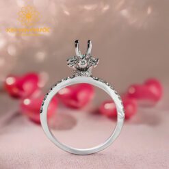 43116560982669188397