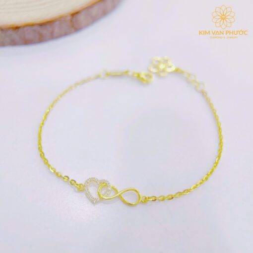 52cf28eb0b398567dc2810