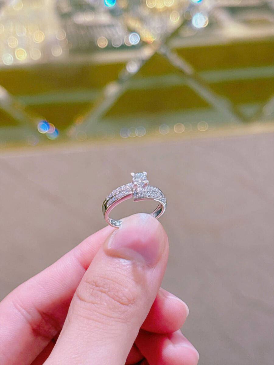 Vàng trắng 10K