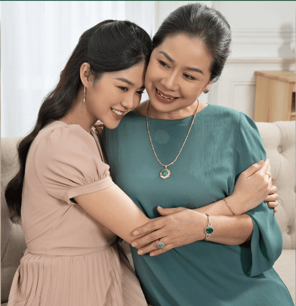 Tặng vàng cho Mẹ mùa Vu Lan